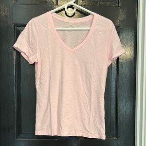 Universal Thread Target Light Pink V-Neck T-Shirt Size Medium